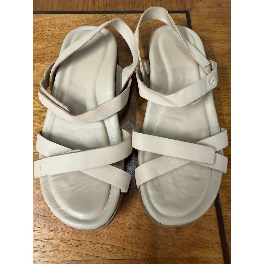 ABEO Womens 8.5 Leather Strappy Sandals Beige Flat Slingback‎ KA 2392